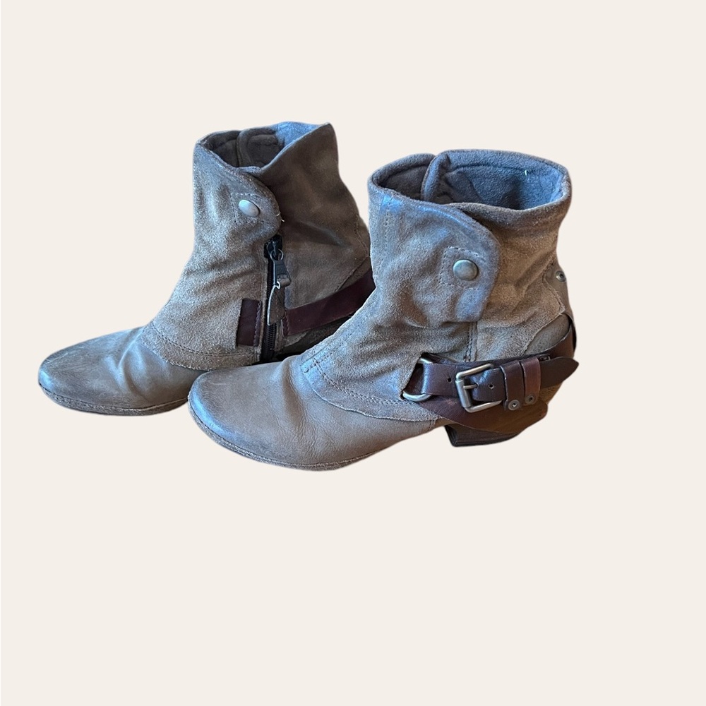 Miz Mooz Verona collection beige boots 39 or 8.5 - Picture 2 of 5